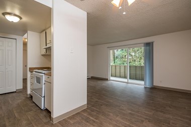 14500 SW Hall Blvd 2 Beds Apartment for Rent Photo Gallery 1